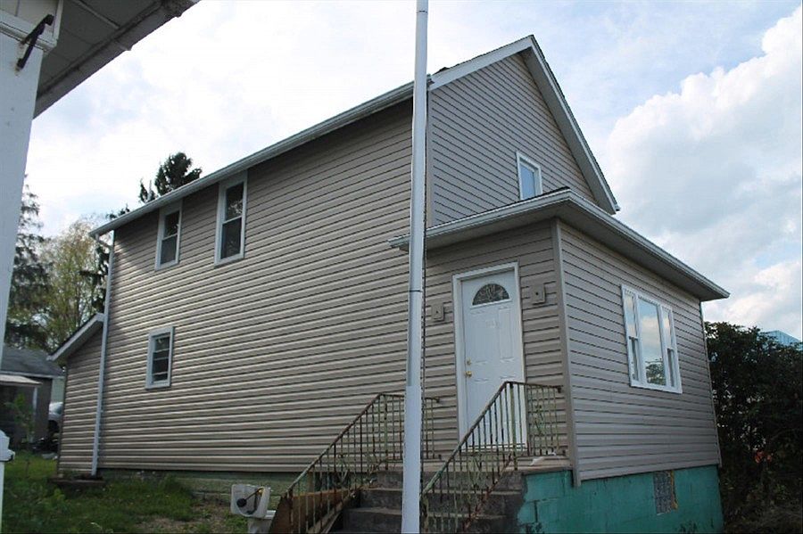 2nd image of 407 McKinley Ave