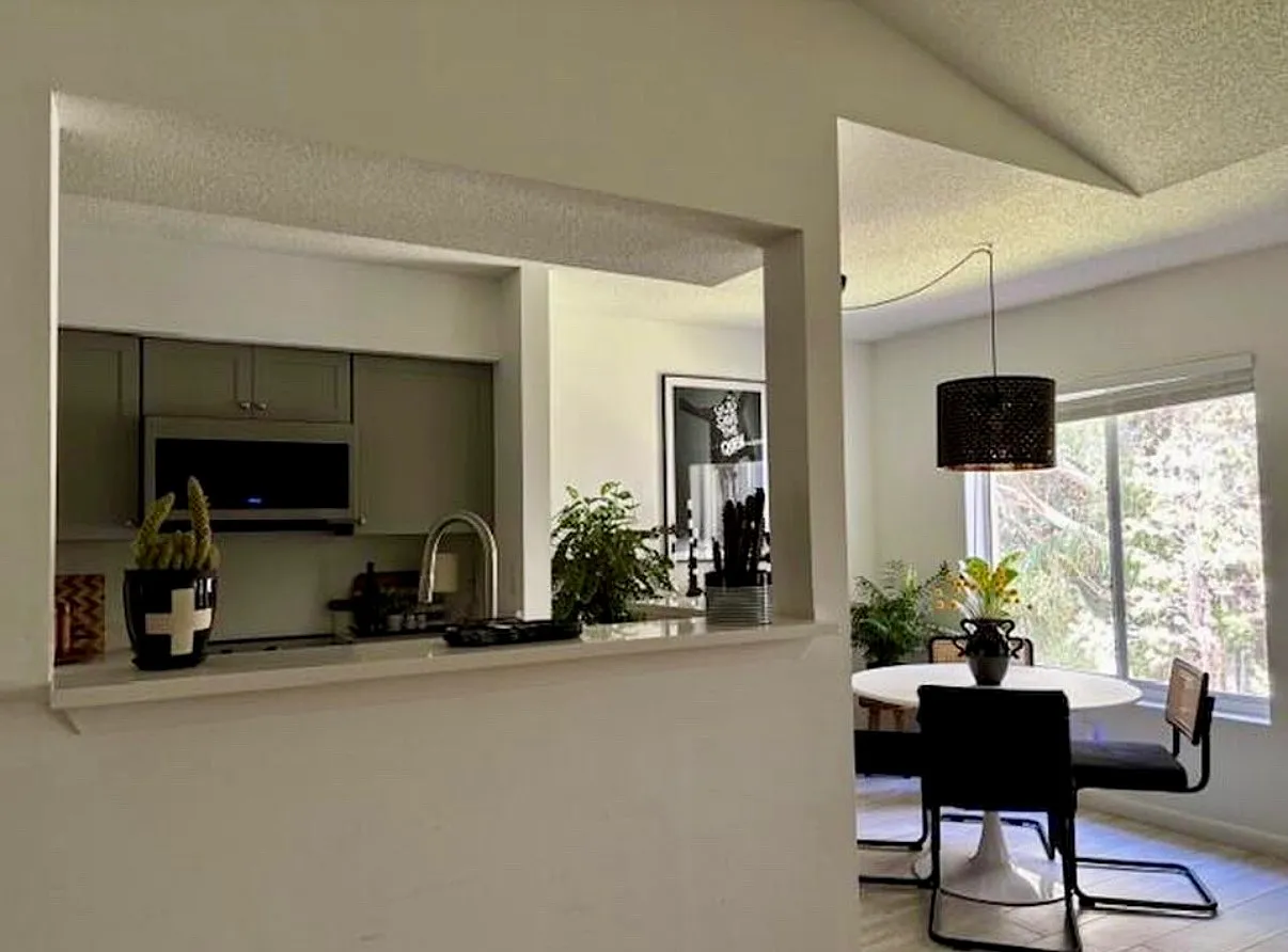 1 bed, 768 sqft, $2,000 — Photo 4