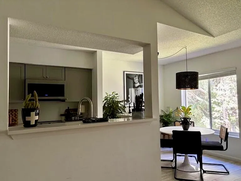 815 W Boynton Beach Blvd #13-204 — Photo 4