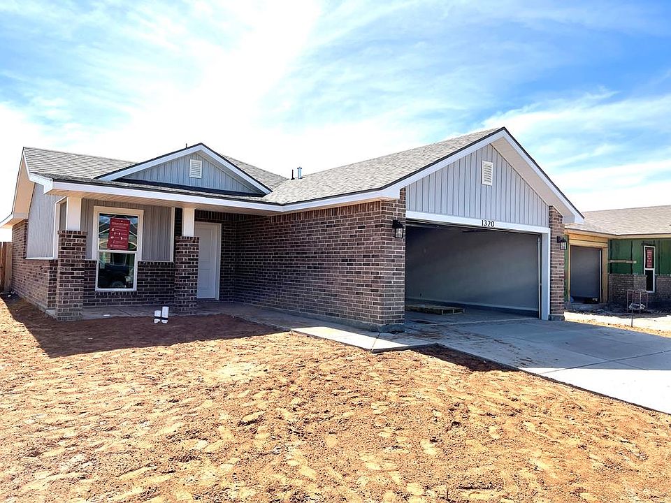 1st image of 1320 Masquerade Blvd