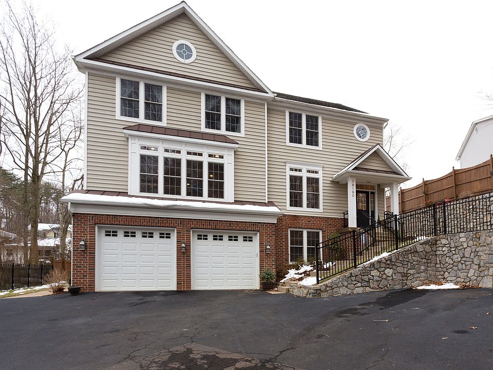 1st image of 16190 Sheffield Dr