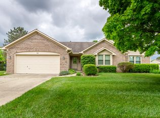 18 Hudson Bay Ln, Greenwood, IN