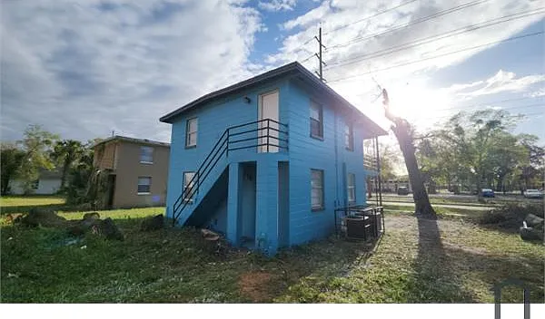 1033 Franklin St — Photo 11