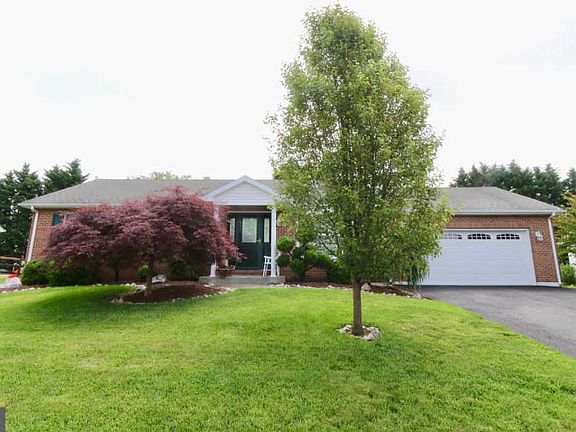 3rd image of 30 Monticello Dr