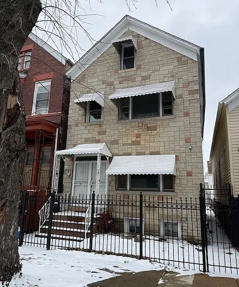 4743 S Ada St #1 — Photo 1