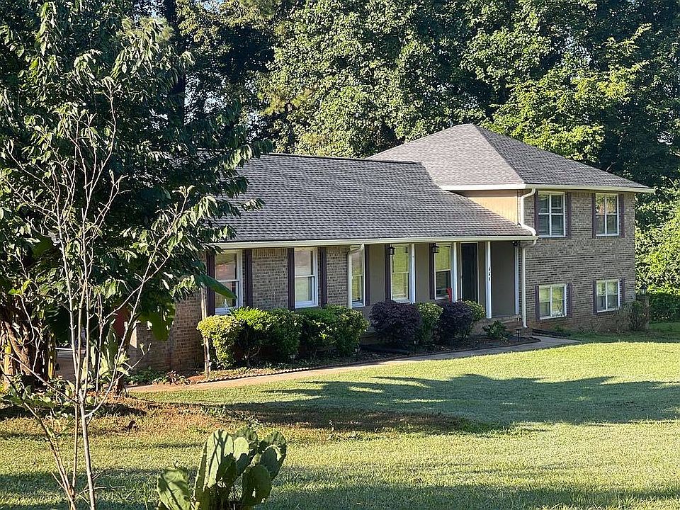 1st image of 553 Villa Dr