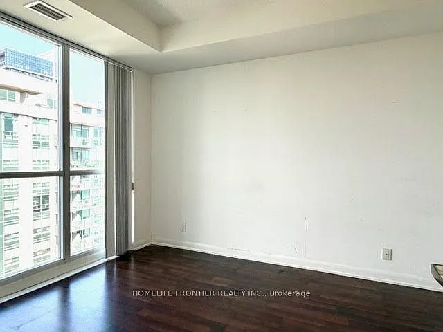 17 Anndale Dr #Penthouse 201 — Photo 9