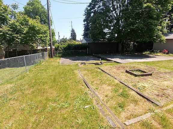 3rd image of 1021 S Orchard St #B