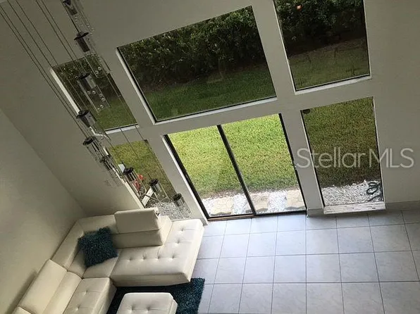 4263 Brentwood Park Cir, Tampa, FL 33624