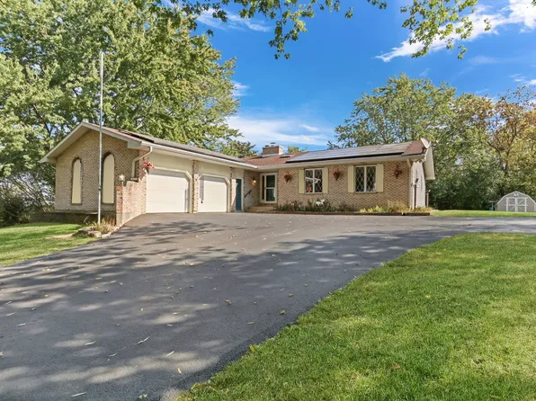 43411 N Lynn Dale Dr, Zion, IL 60099