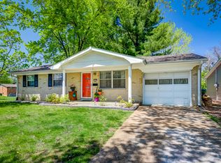 112 E Jackson St, O'Fallon, IL 62269