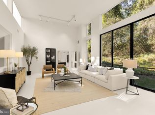3524 Williamsburg Ln NW, Washington, DC
