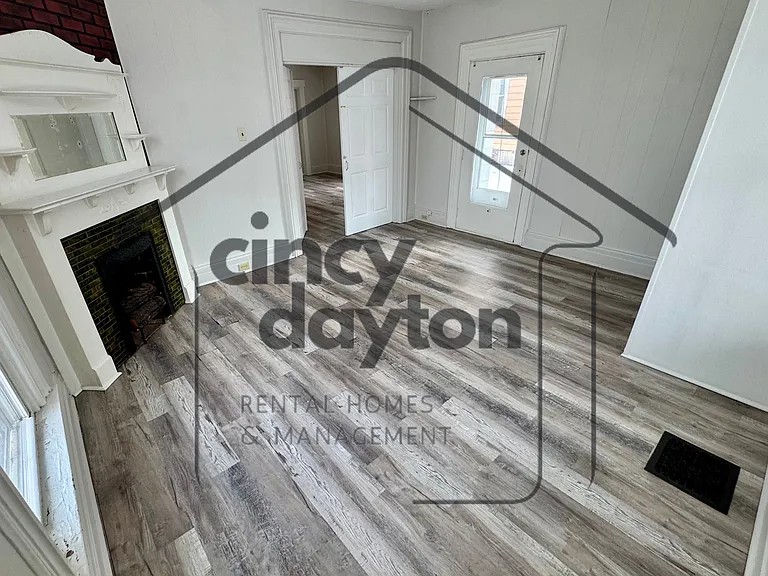 110 N River St #1 — Photo 13