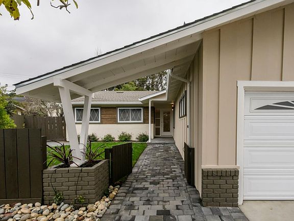 2nd image of 130 Windsor Ct