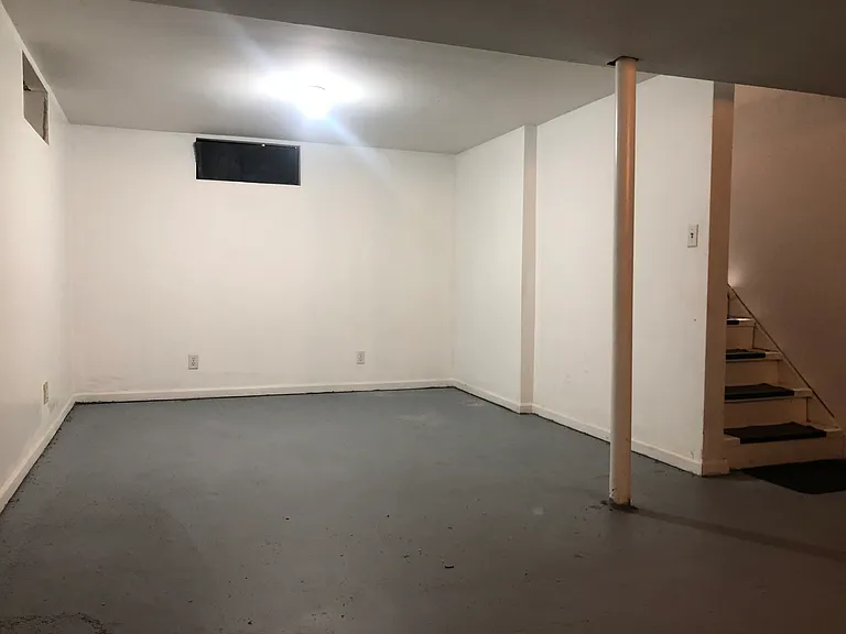 6506 Grandville Ave — Photo 18
