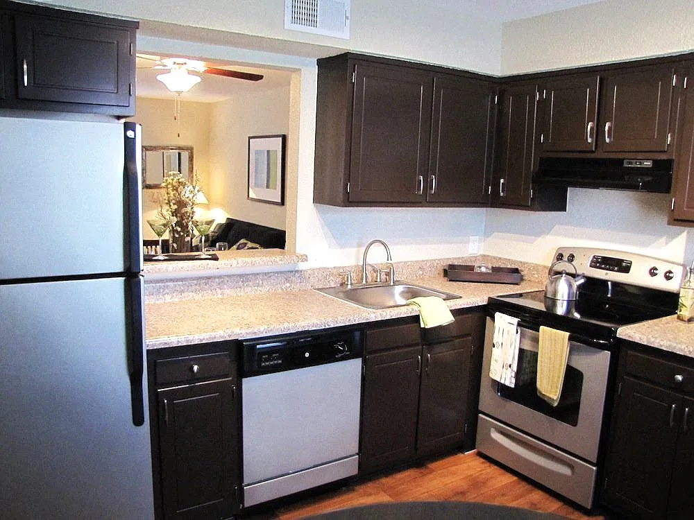 Building Photo - Midtown Park Townhomes