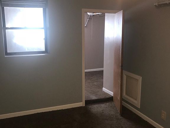 4th image of 4828 W Washington Blvd