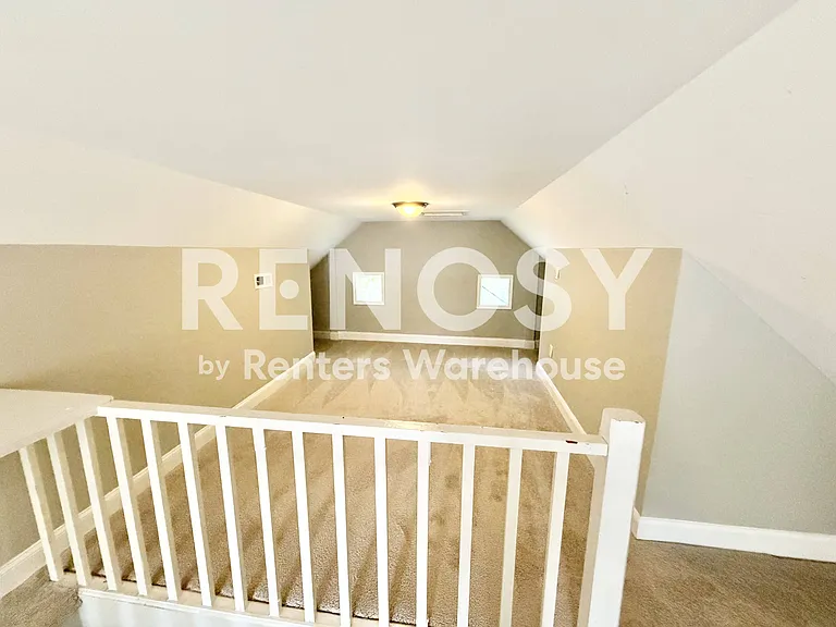601 Warwick Rd — Photo 33