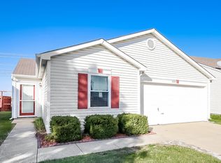 2122 Summer Breeze Way, Greenwood, IN 46143