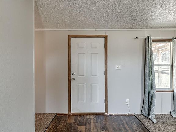 4th image of 16872 Drummond Rd