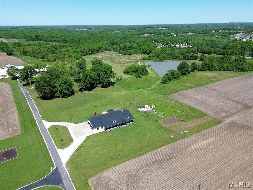 1st image of 705 S Ethlyn Rd