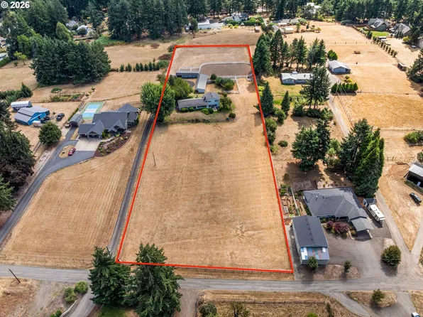 16818 S Manor Dr, Oregon City, OR 97045