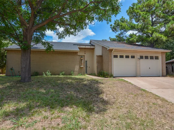 4201 Amherst Ln, Grand Prairie, TX 75052