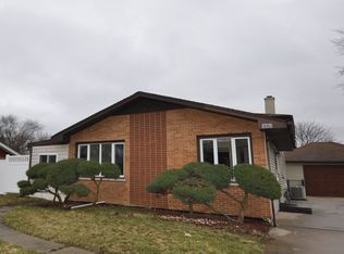 15246 Kenton Ave, Oak Forest, IL 60452