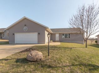 3708 Monaghan Dr, Waverly, IA 50677