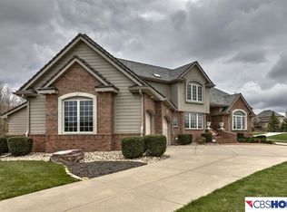 13517 Cuming St, Omaha, NE 68154