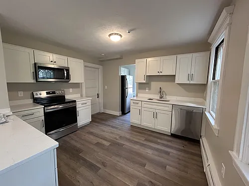16 Roxbury St #1 Photo 1