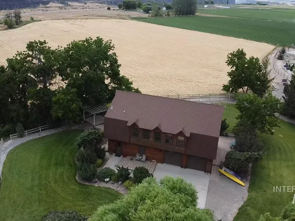 3696 N 4425 E, Murtaugh, ID 83344