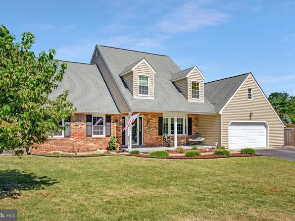 1588 Redhaven Dr, Severn, MD 21144