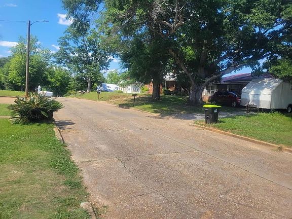 4th image of 231 S Cannon Ave