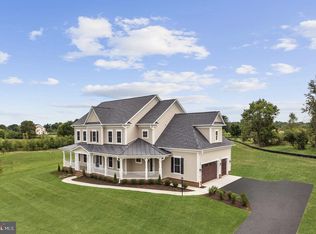 224 Barberry Ln, Laytonsville, MD 20882