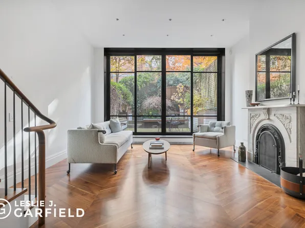 429 West 22nd Street image 1 of 21