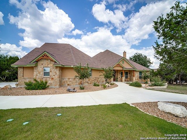 1st image of 2826 Comal Spgs