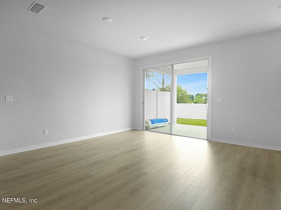 5th image of 6895 MIRAGE Street