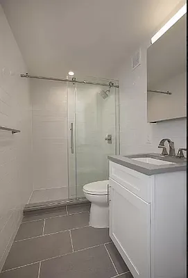 Rented by REAL New York | media 17