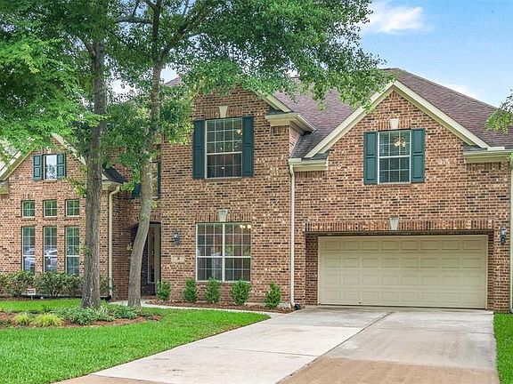 4th image of 31 E Green Pastures Cir