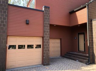 62 Old Quarry Rd #2, Englewood, NJ 07631