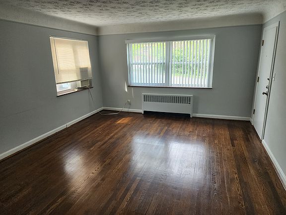 4th image of 5568 Beechmont Ave APT 4