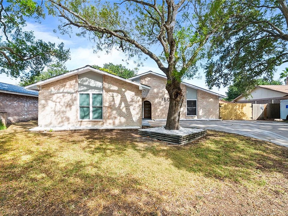1st image of 1806 Brazos Dr
