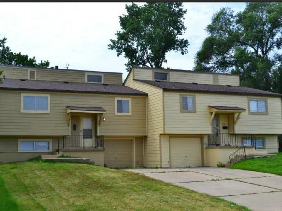 11100 College Ave