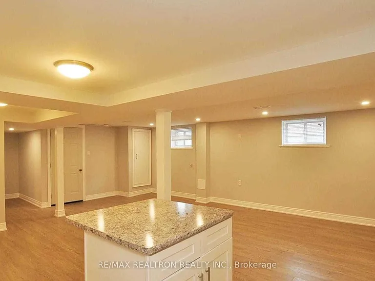 17 Crosland Dr #BASEMENT — Photo 11