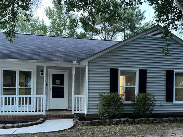 117 Pineview Dr, Zebulon, NC 27597