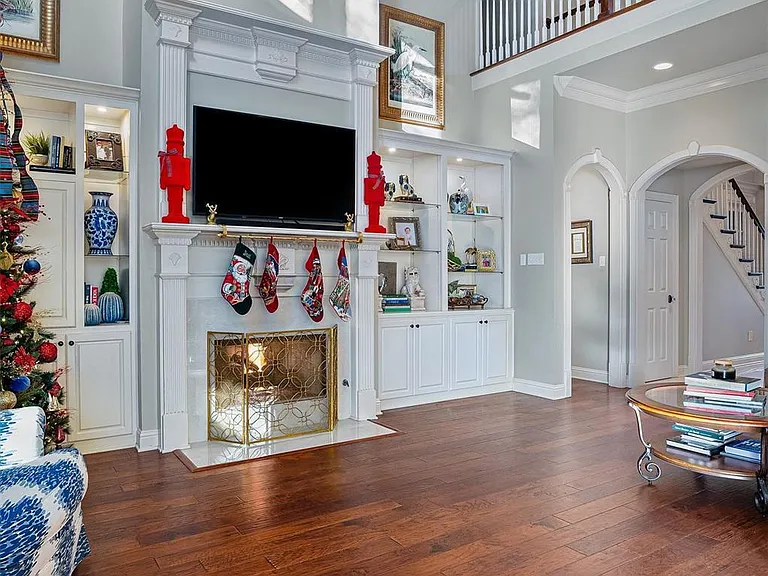 1310 Bay Ridge Dr — Photo 17