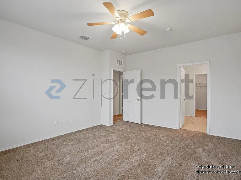 10355 McQueeney — Photo 8