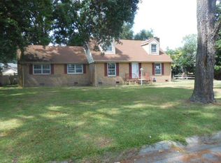 2202 Stanton Rd, Kinston, NC 28504
