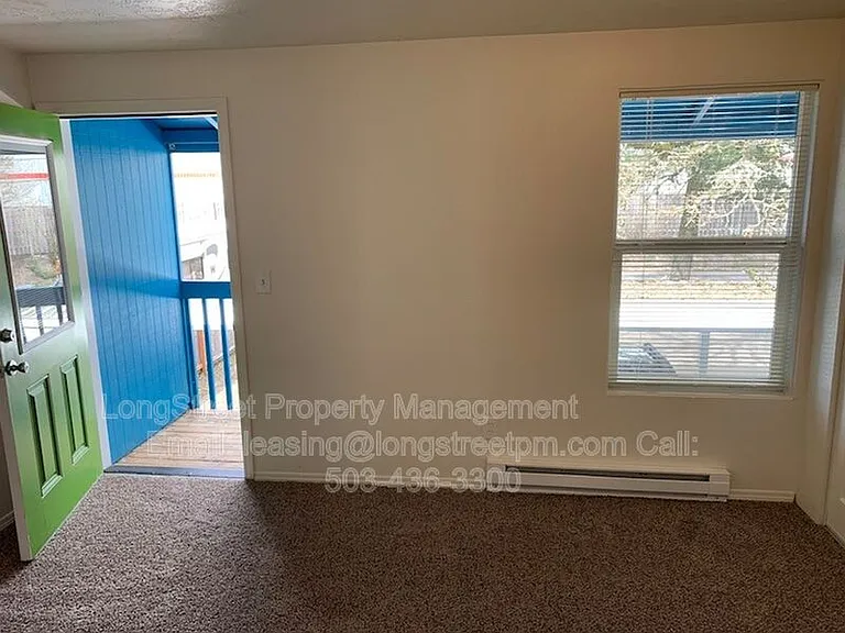 3161 N Shore Dr SE #4 — Photo 11